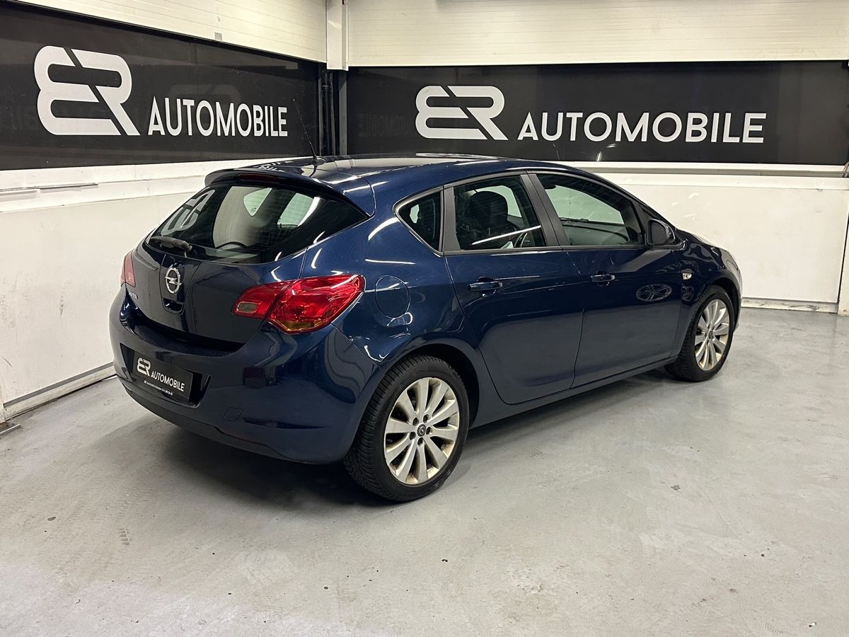 Opel Autos: Opel Astra J 16 – Gebraucht aus St. Margrethen SG von ERA1 2