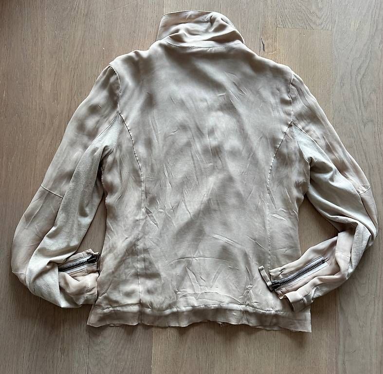 Giacche: Liebeskind Berlin Designerjacke Gr 38, hellrosa nude – Usato da Meilen venduto da JuliaFantasma 2