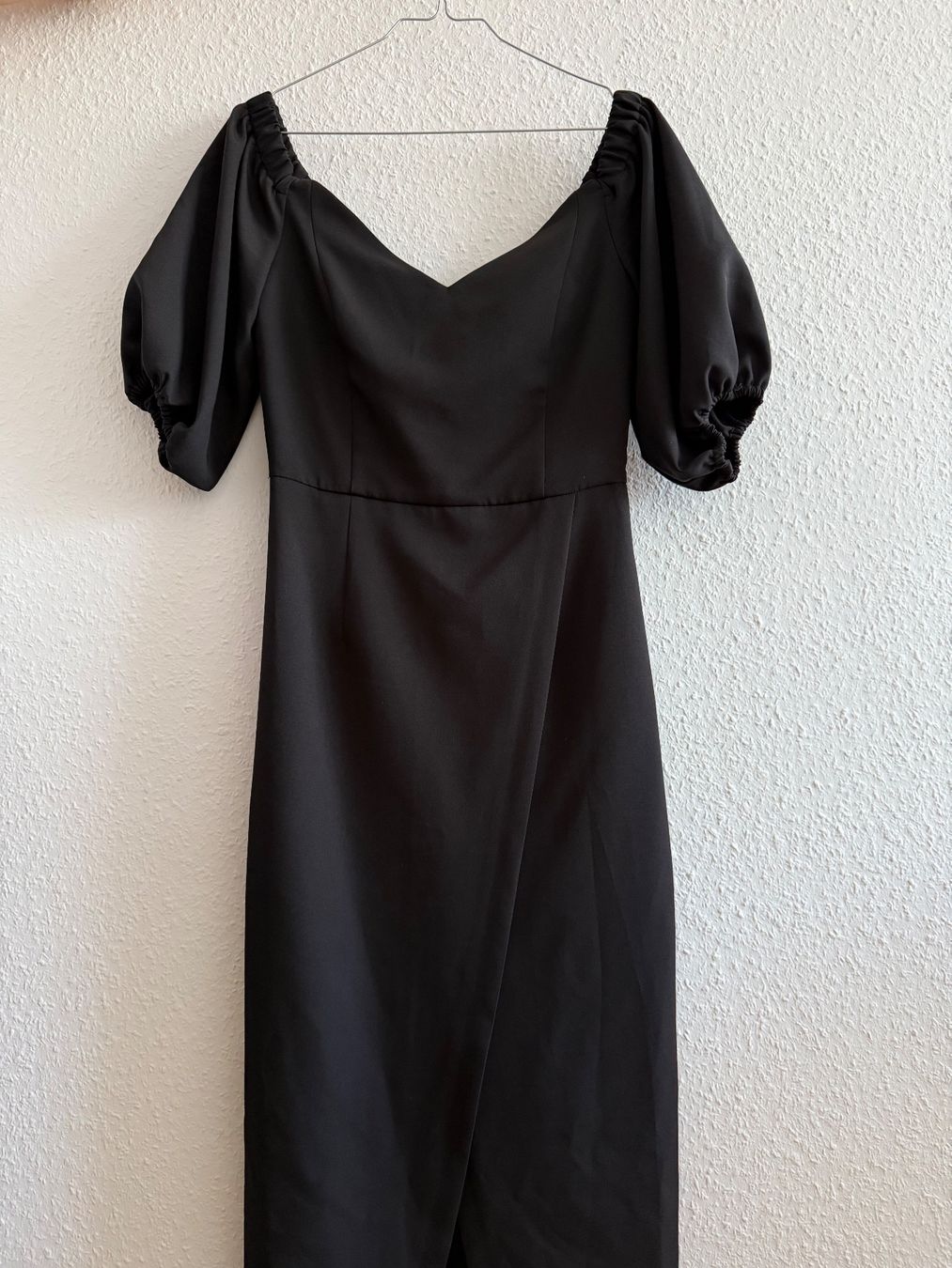 Vestiti: Robe noire élégante à manches bouffantes - Taille S – Nuovo (secondo la descrizione) da Genève venduto da kri_v92h 1