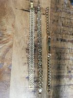 Drei Armbänder Länge 21,6 bis 22,5 cm 