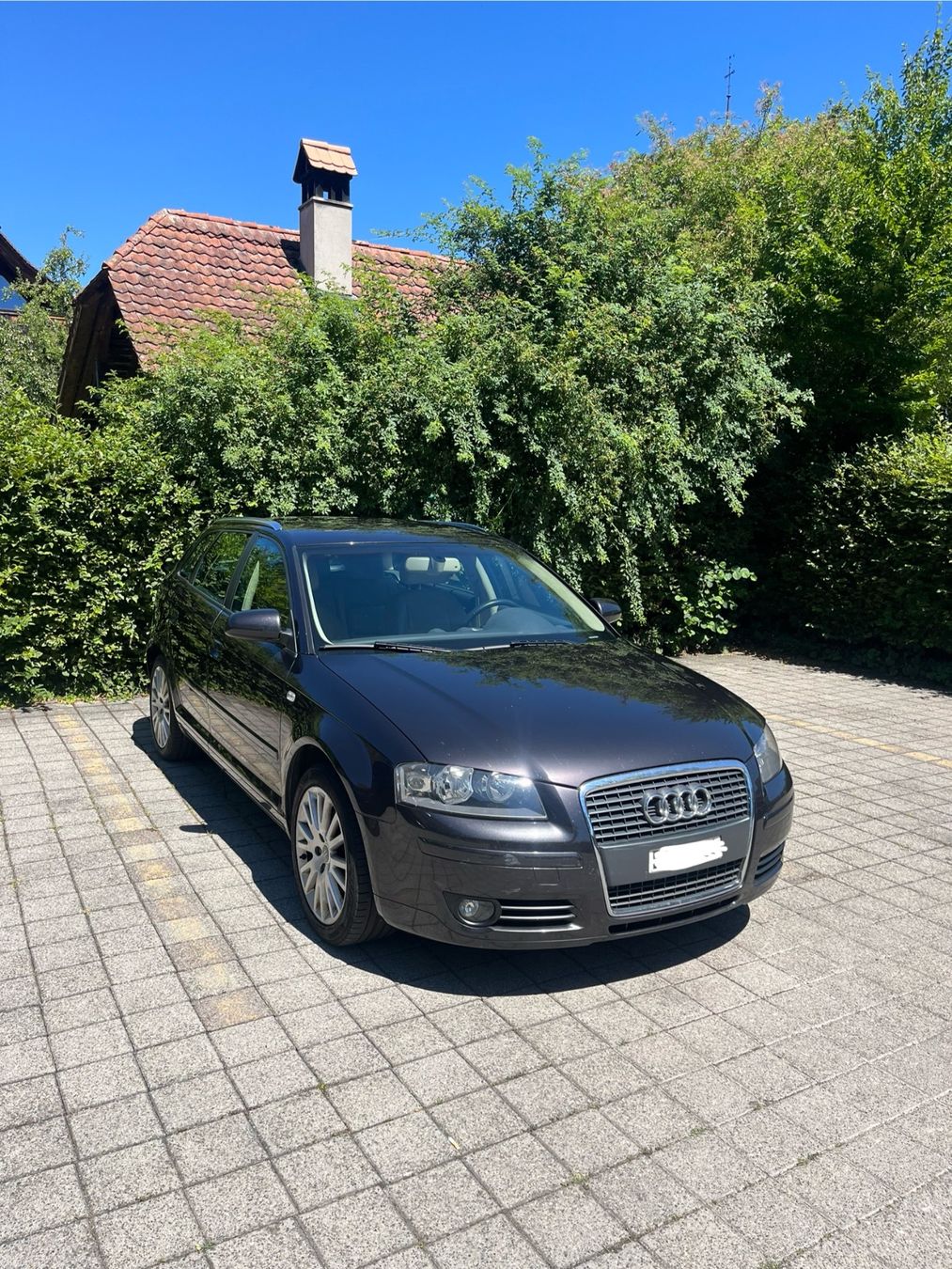 Audi Automobili: Audi A3 Sportback 2.0 FSI dunkelgrau – Usato da Bolligen venduto da hyperCompany