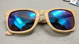 Holzstyle Sonnenbrille mit blauen Gläsern - Top Zustand!