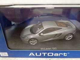 1:43 AutoArt McLaren 12C