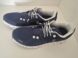 On Cloud 5 Laufschuhe Grösse 40 neu in navy blue