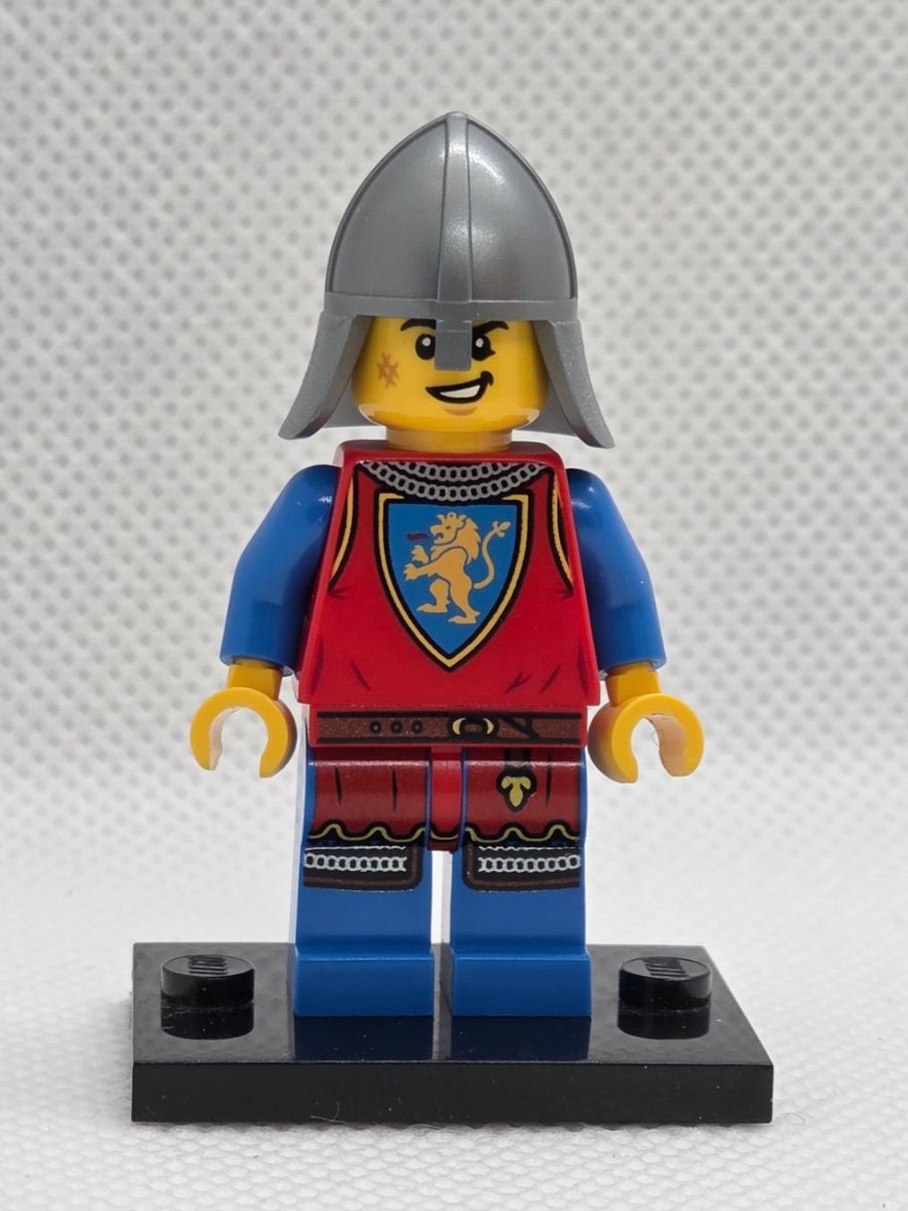 Lego Kit di costruzioni: LEGO Castle lion knight male – Nuovo (secondo la descrizione) da Basadingen venduto da NekoBricks