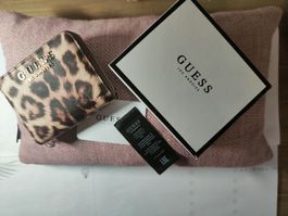 GUESS Portemonnaie Leoprint, neu tolles Geschenk!