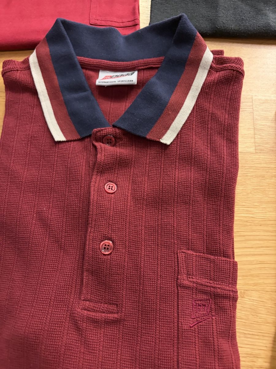 Magliette Polo: Polo Shirts in XL à 5.- – Usato da Thayngen venduto da golazo_vines 2