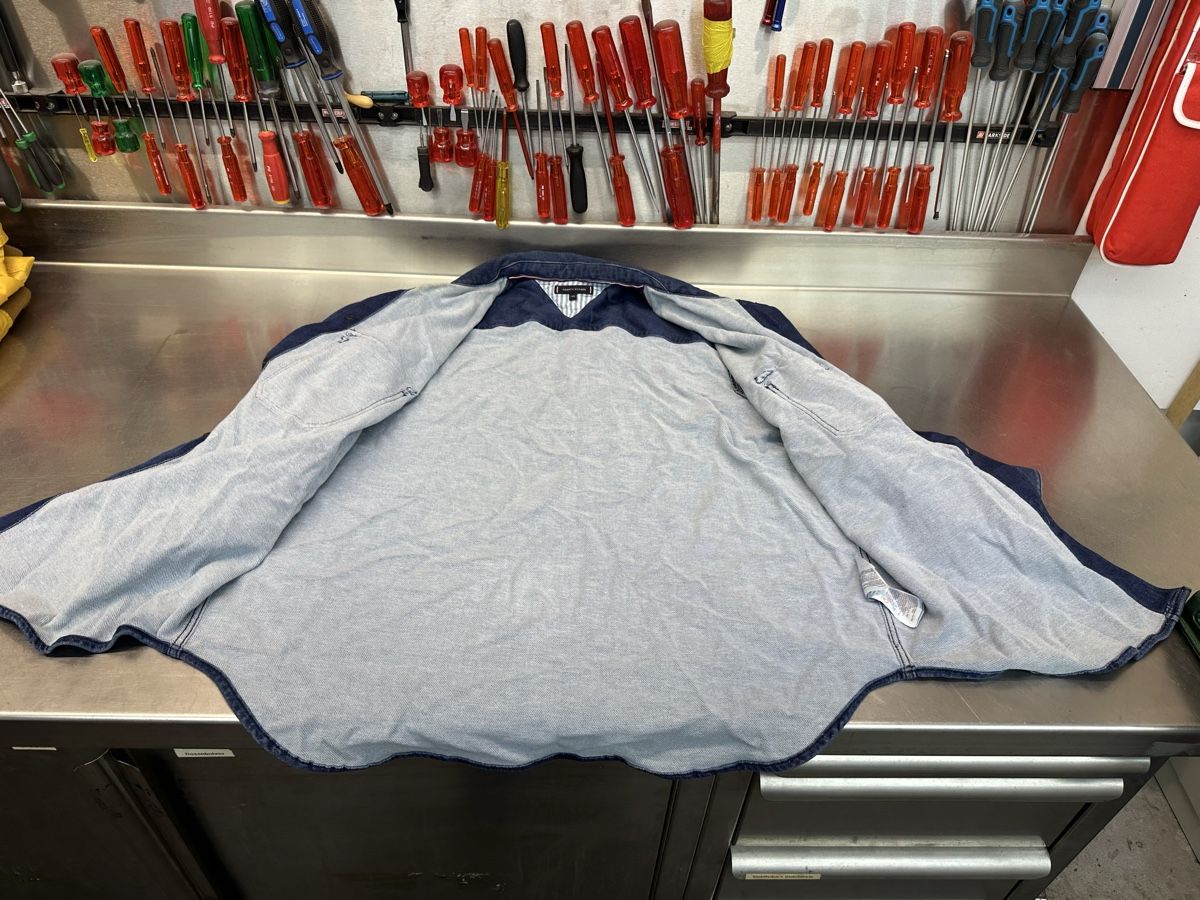Tommy Hilfiger Camicie: Tommy Hilfiger Jeanshemd blau – Usato da Schwende venduto da weesli 4
