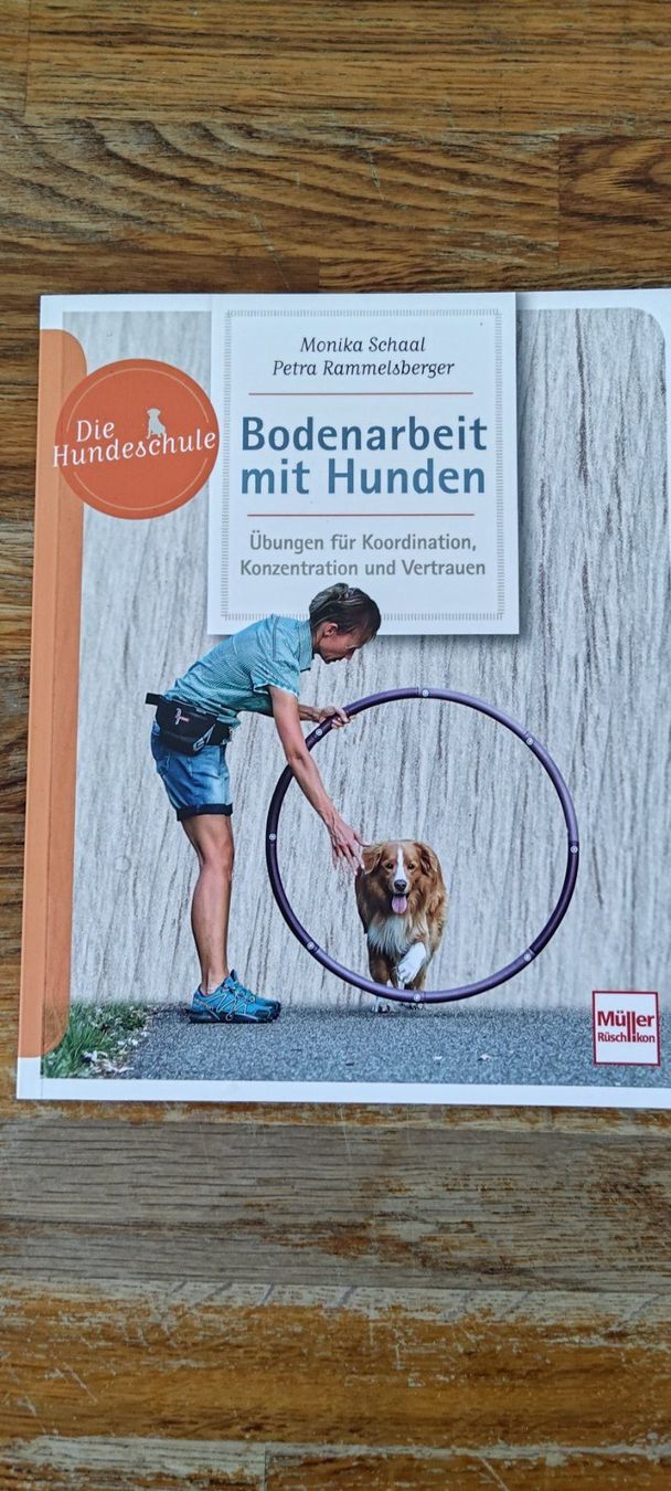 Libri: Bodenarbeit mit Hunden – Usato da Meinisberg venduto da leo122