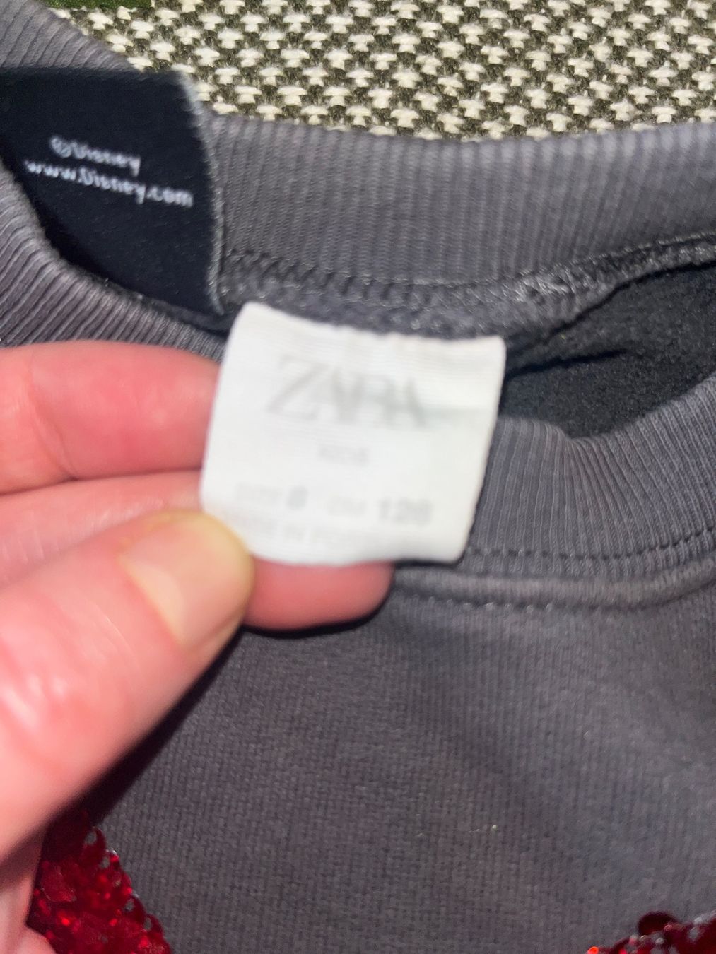 Zara Maglioni & Felpe: Interactive Minnie Mouse grey sweatshirt Zara 8 years -128cm – Usato da Genève venduto da dmt_y25y 2