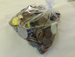 2 Kilo Münzen sehr wahrscheinlich aus aller Welt oder Europa
