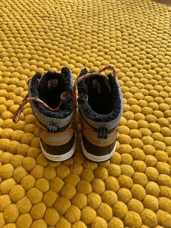 Herrenschuhe: Bottes d’hiver neuves, T. 30 – Neu (gemäss Beschreibung) aus Villars-sur-Glâne von Magdaka 2