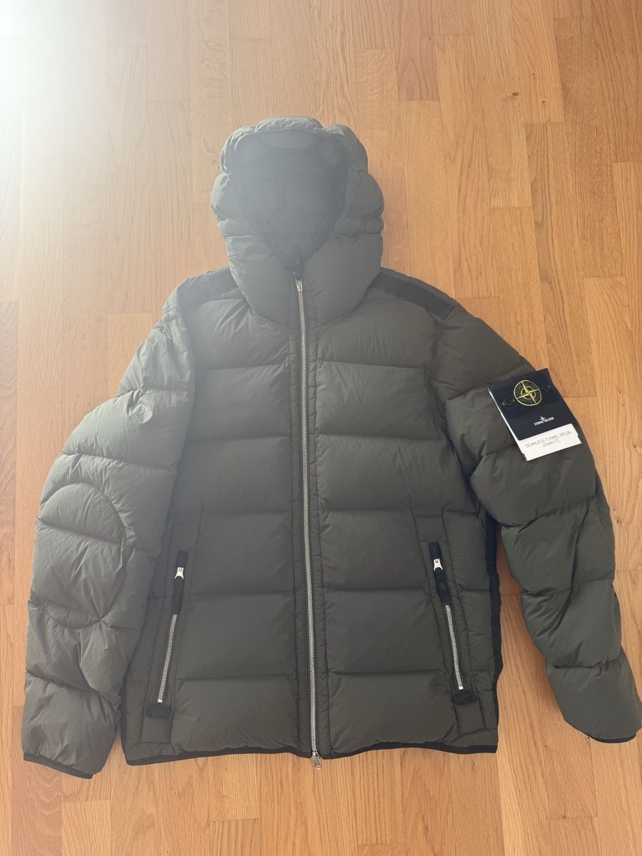Stone Island Giacche: Stone Island Seamless Tunnel Nylon Down-TC NEU – Nuovo (secondo la descrizione) da Recherswil venduto da Noname1