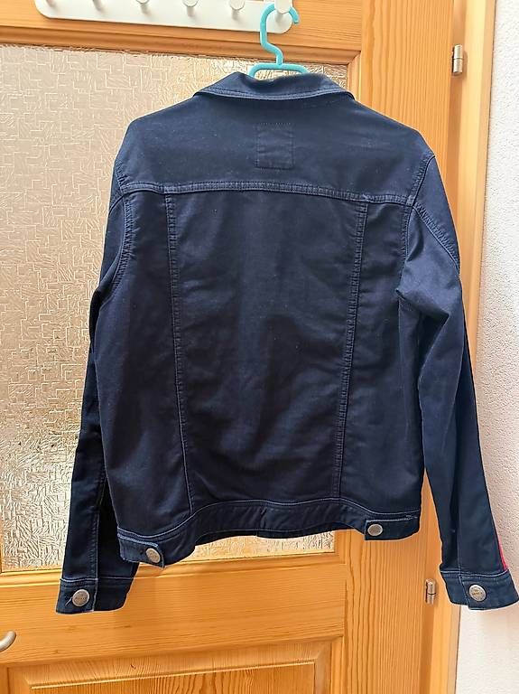 Giacche: Jeansjacke – Usato da Sumiswald venduto da tamiara_2 1