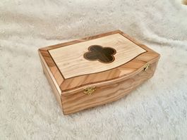 Holzkiste handmade Schmuckdose Schmuckkiste Schatzkiste