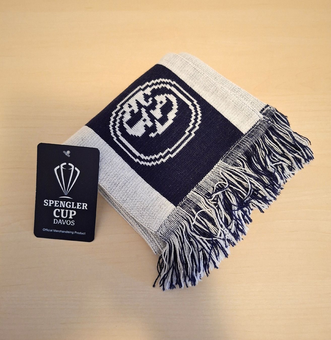 Foulard & Sciarpe: Sciarpa originale Ambri Piotta - Spengler Cup / Nuova – Nuovo e nell'imballaggio originale da Arcegno venduto da ProFamily 1