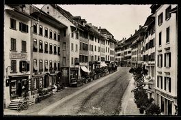 Brugg, Strassenpartie, Apotheke E. Wespi