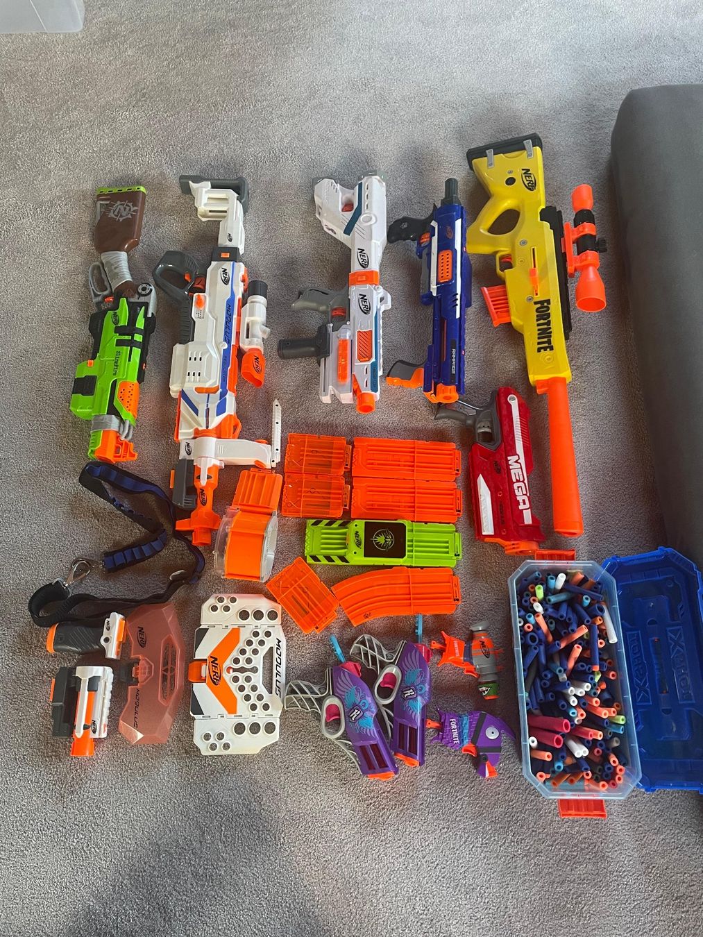 Nerf Giocattoli: Nerf Gun Collection / Set – Usato da Nänikon venduto da uselafuse 1