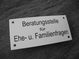 WITZIGES EMAILSCHILD