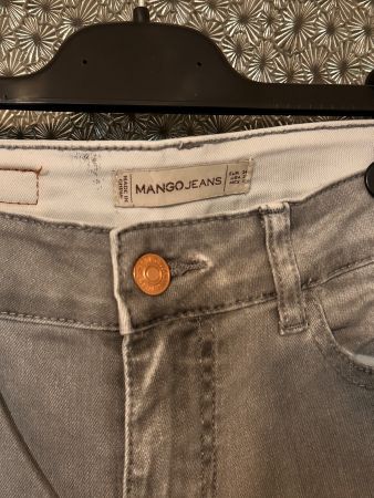 Neuwertige Mango Jeans, Grösse 34