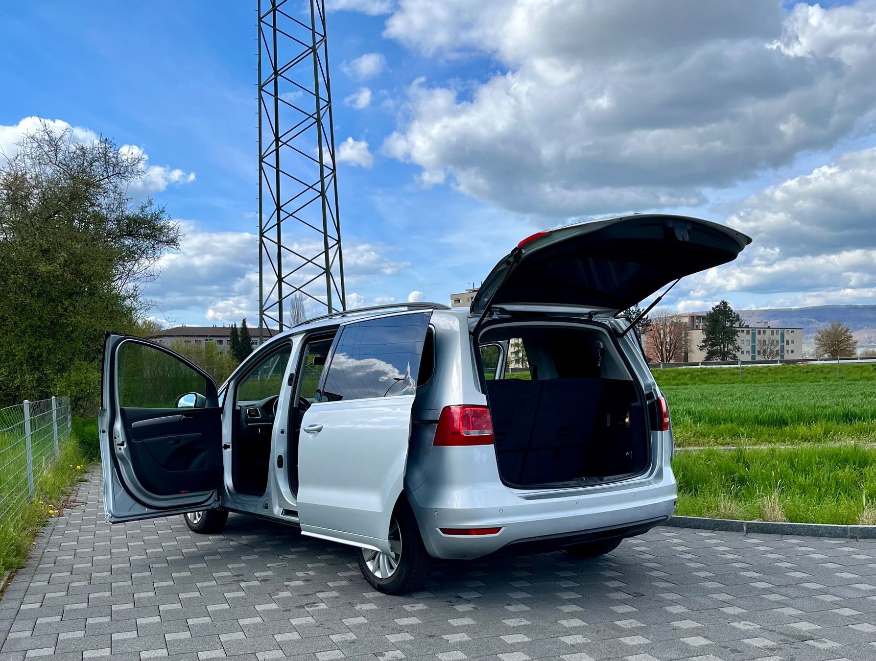 VW Automobili: VW Sharan 2.0 TDI BlueMotion Technology DSG – Usato da Oberentfelden venduto da Privat.86 3