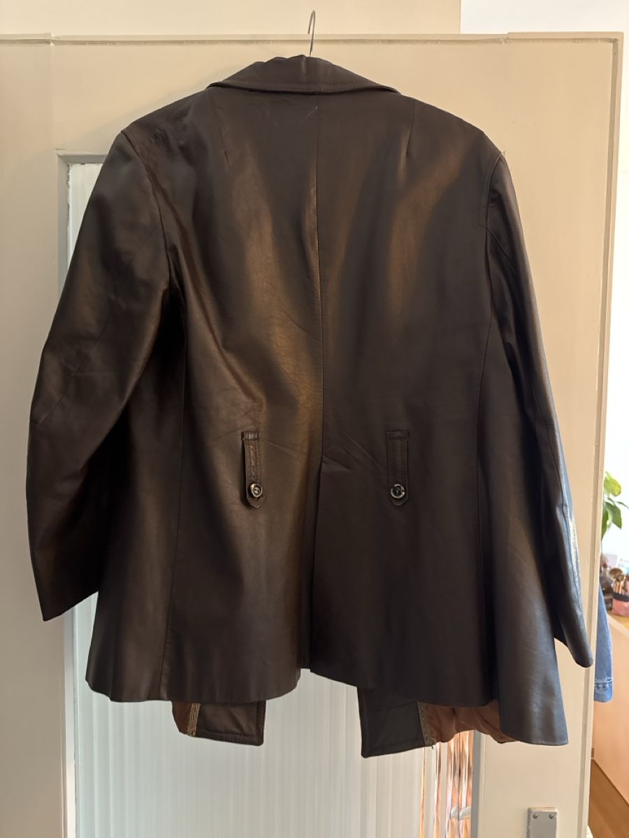 Giacche: Taillierte Lederjacke bzw. Mantel – Usato da Basel venduto da kla_6ln8 2