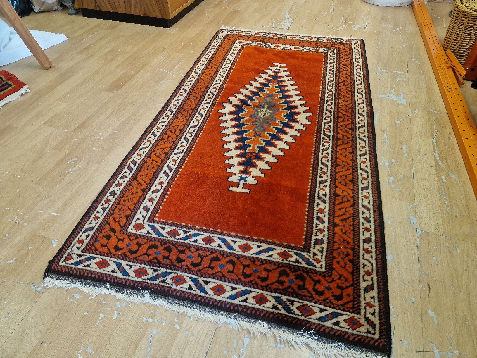 Tappeti: Orientteppich handgeknüpft mit Muster gebraucht – Usato da BERN venduto da Intarsia