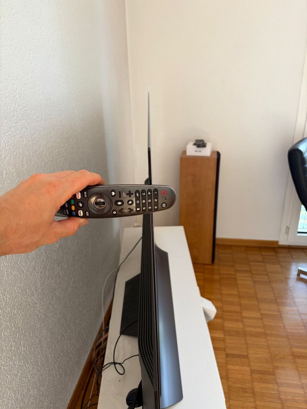 LG Televisori: LG OLED65C8 - 65-Zoll-OLED-Fernseher – Usato da Zürich venduto da sulzberg 1