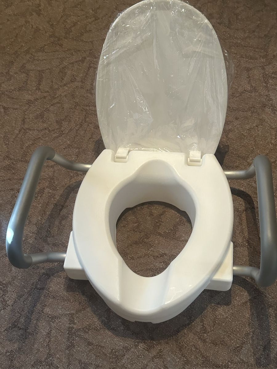 WC: Toilettensitzerhöhung Neu – Nuovo (secondo la descrizione) da rüttenen venduto da ifidaku 1