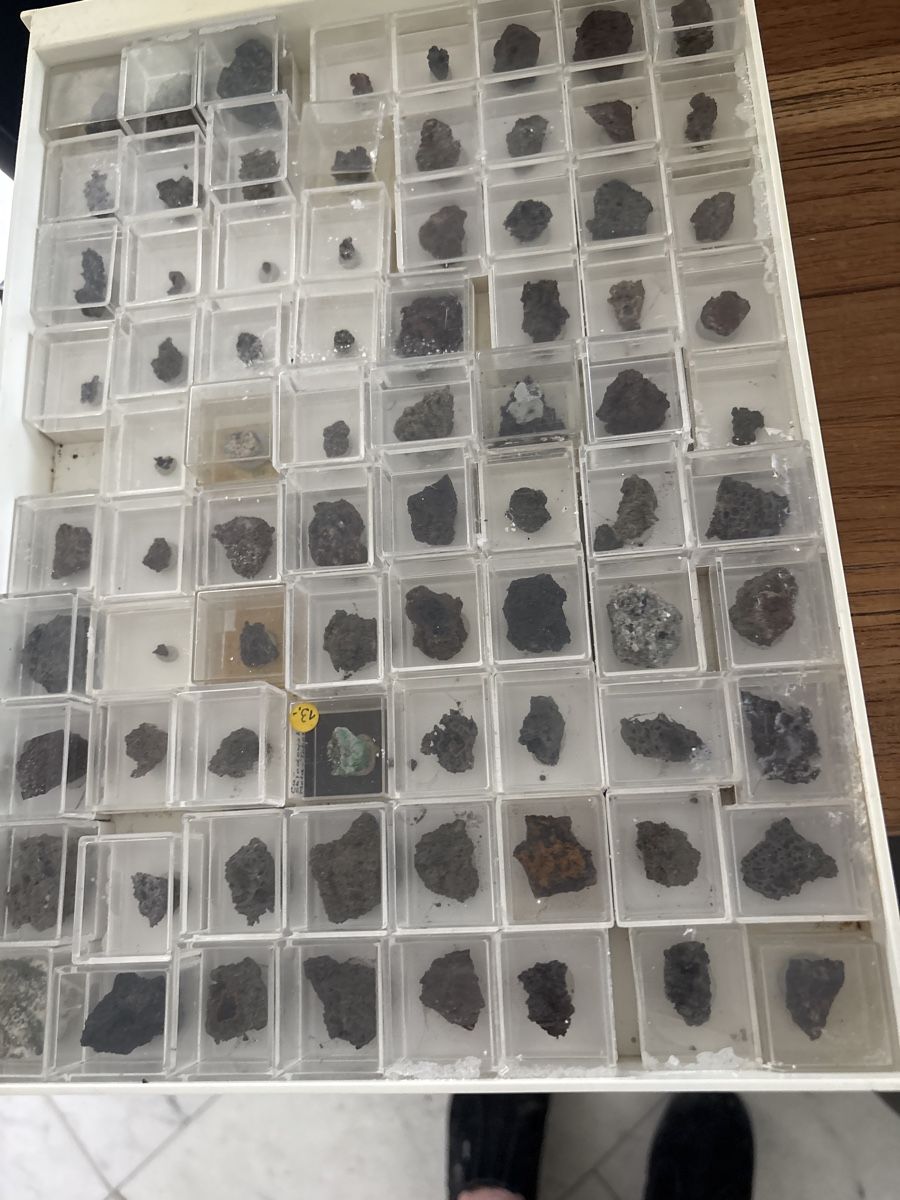 Minerali & Pietre curative: Steine verschiedene  – Usato da Kriens venduto da Wundertuete17