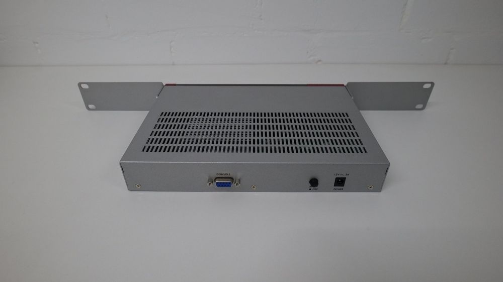 ZyXEL ZyWALL USG 110 - UTM-Firewall *** (Gebraucht) in Willisau für CHF