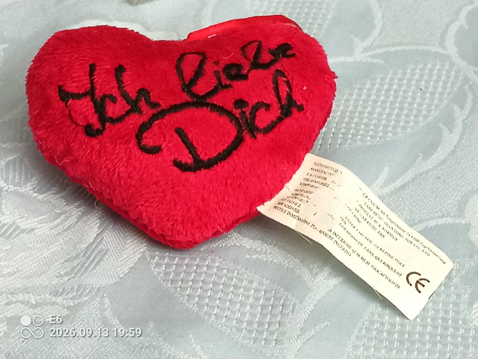 Tutte le decorazioni: Plüschherz Ich liebe Dich – Usato da Zürich venduto da Mitzi6 1