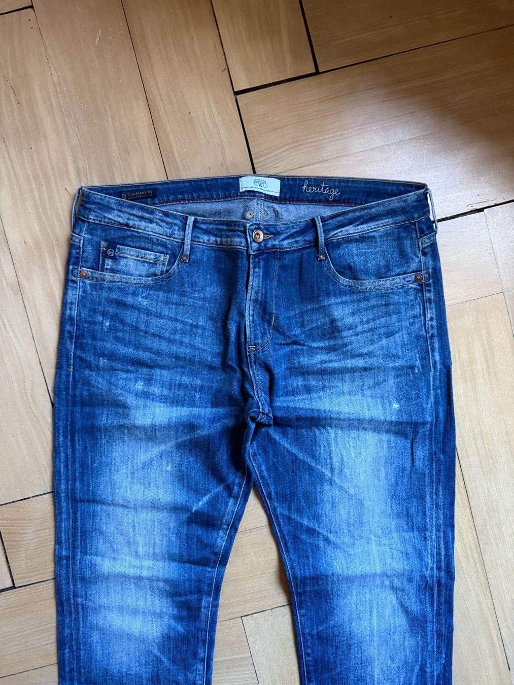Le Temps Des Cerises Jeans: LE TEMPS DES CERISES - Jeans blau 33 – Usato da Zürich venduto da Diazaio 1
