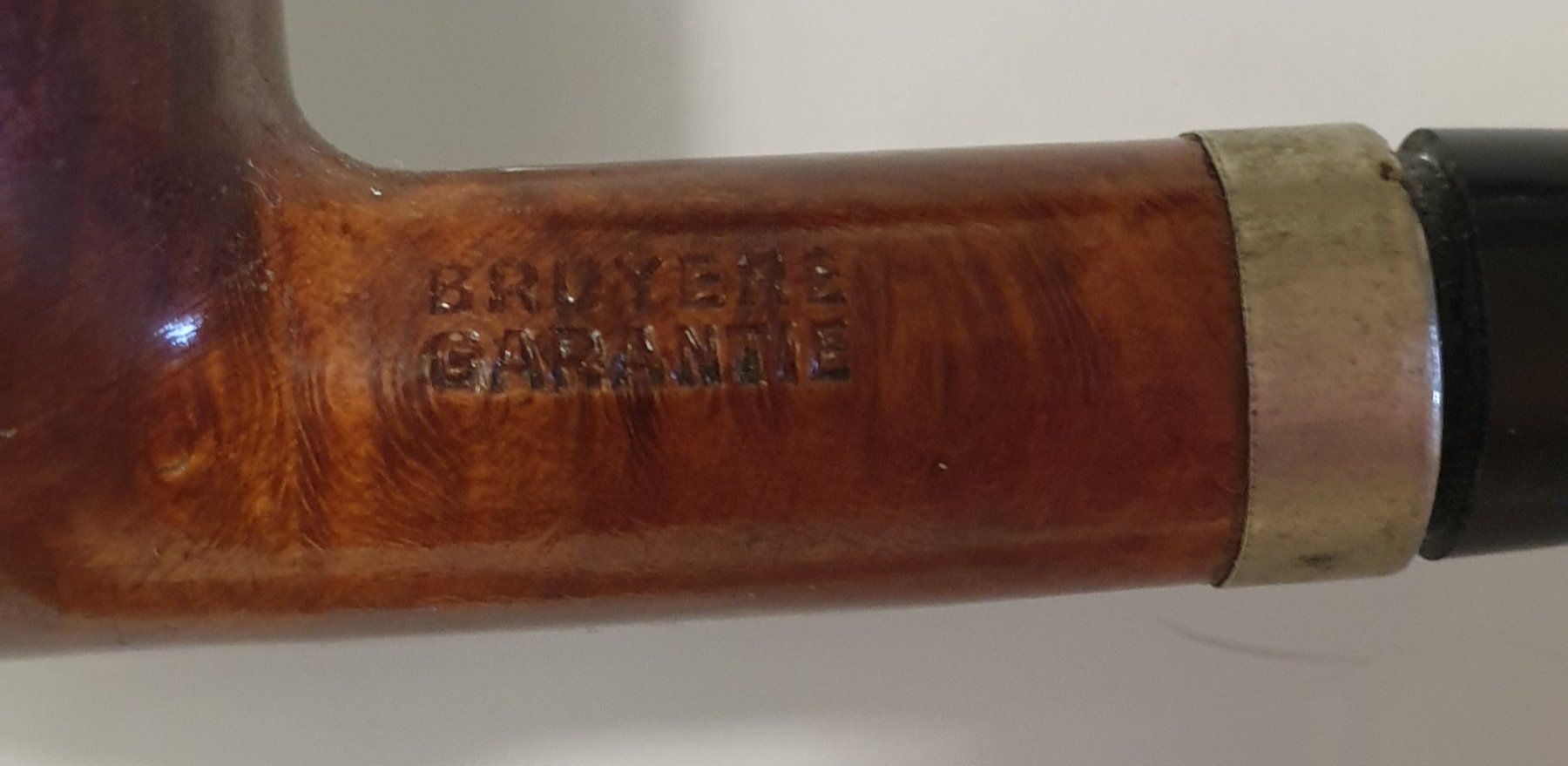 Pipe & Accessori: Bruyere Garantie Pfeife – Usato da Zürich venduto da bre_22v9