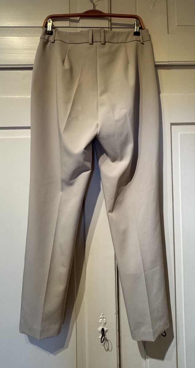 Hosen: Hose, 40, grau – Gebraucht aus St. Gallen von Cagliari2015 2