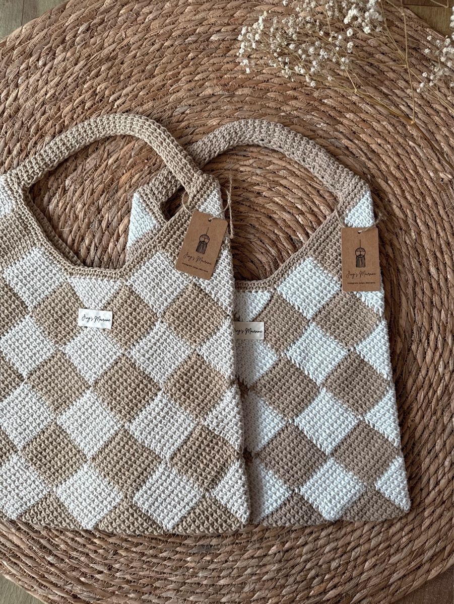 Borse: Crocheted Bag White Checkered Pattern Handbag – Nuovo (secondo la descrizione) da Lossy venduto da Jungs_Macrame 1