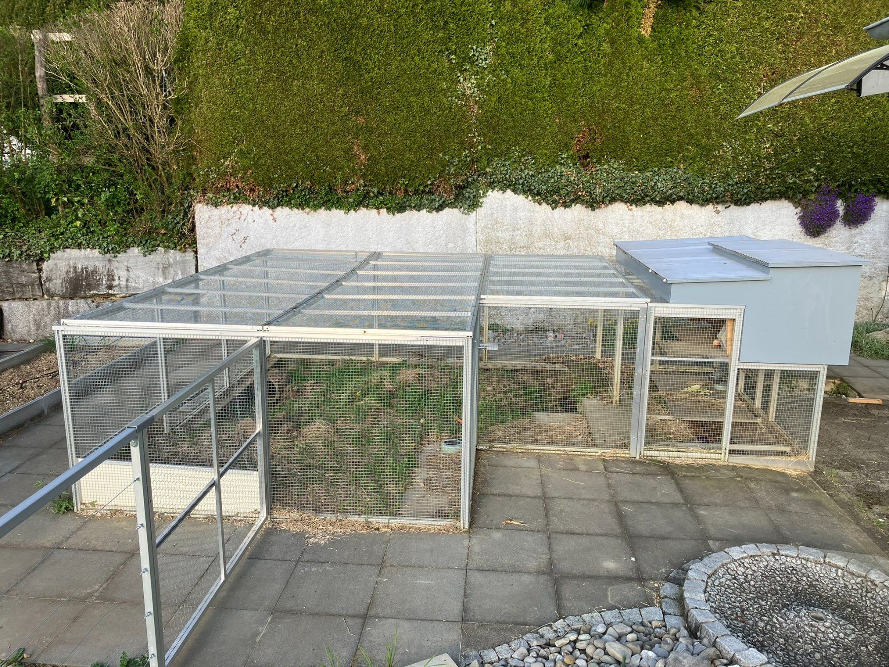 Cages, transport & sécurité: Kaninchenstall mit Gehege – D'occasion à Meisterschwanden par hesasice 1