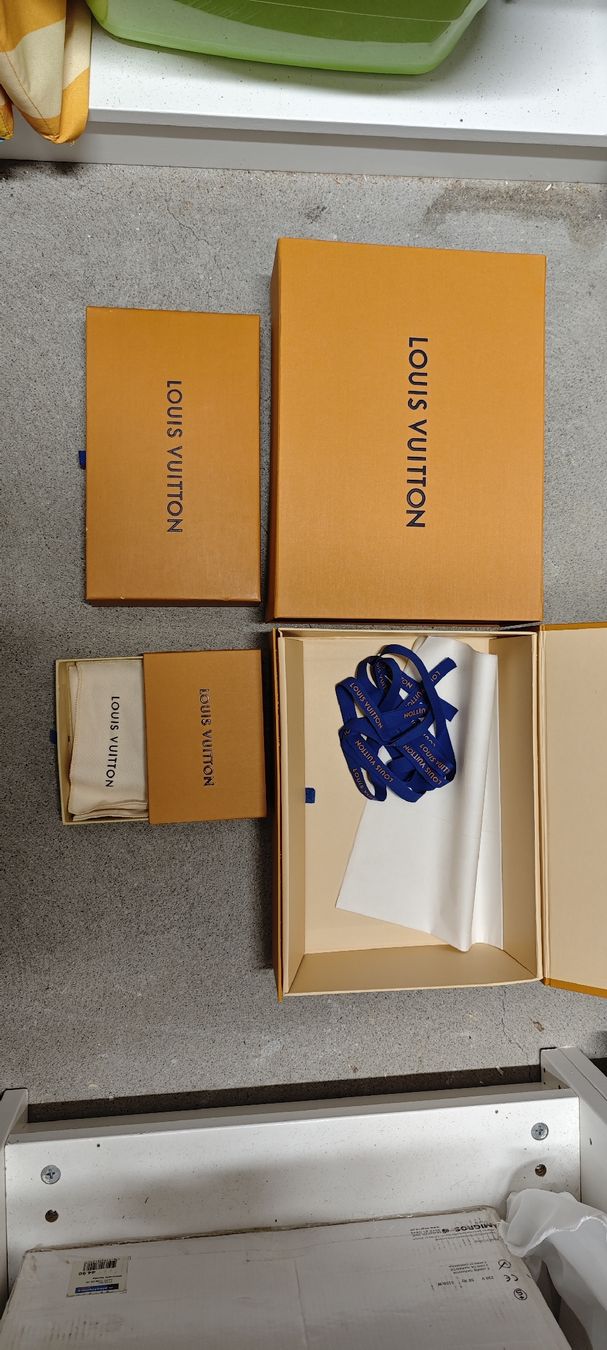 Altro in Decorazioni & Accessori: Div. Verpackungen – Usato da Cham venduto da seb_tl7j