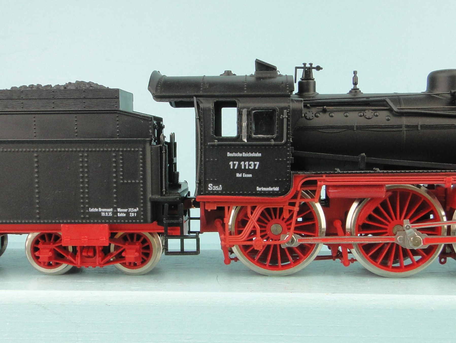 Roco Modellini di ferrovie: Roco 4115A BR 17, neuwertig – Usato da Bülach venduto da cann11 4