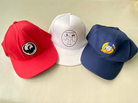 Walt Disney Caps - Mützen - 3 er Set Caps / Mützen: DRAGON