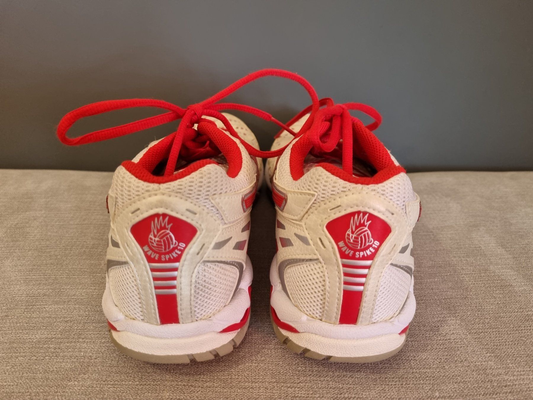 Scarpe da uomo: Turnschuhe Grösse 39 1/3 – Usato da Schönenwerd venduto da Chez_Mimi 5