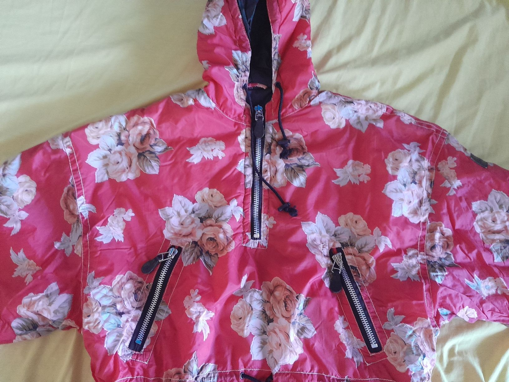 Jacken: veste pull à motif floraux taille M – Gebraucht aus Genève von ang_fd8z 1