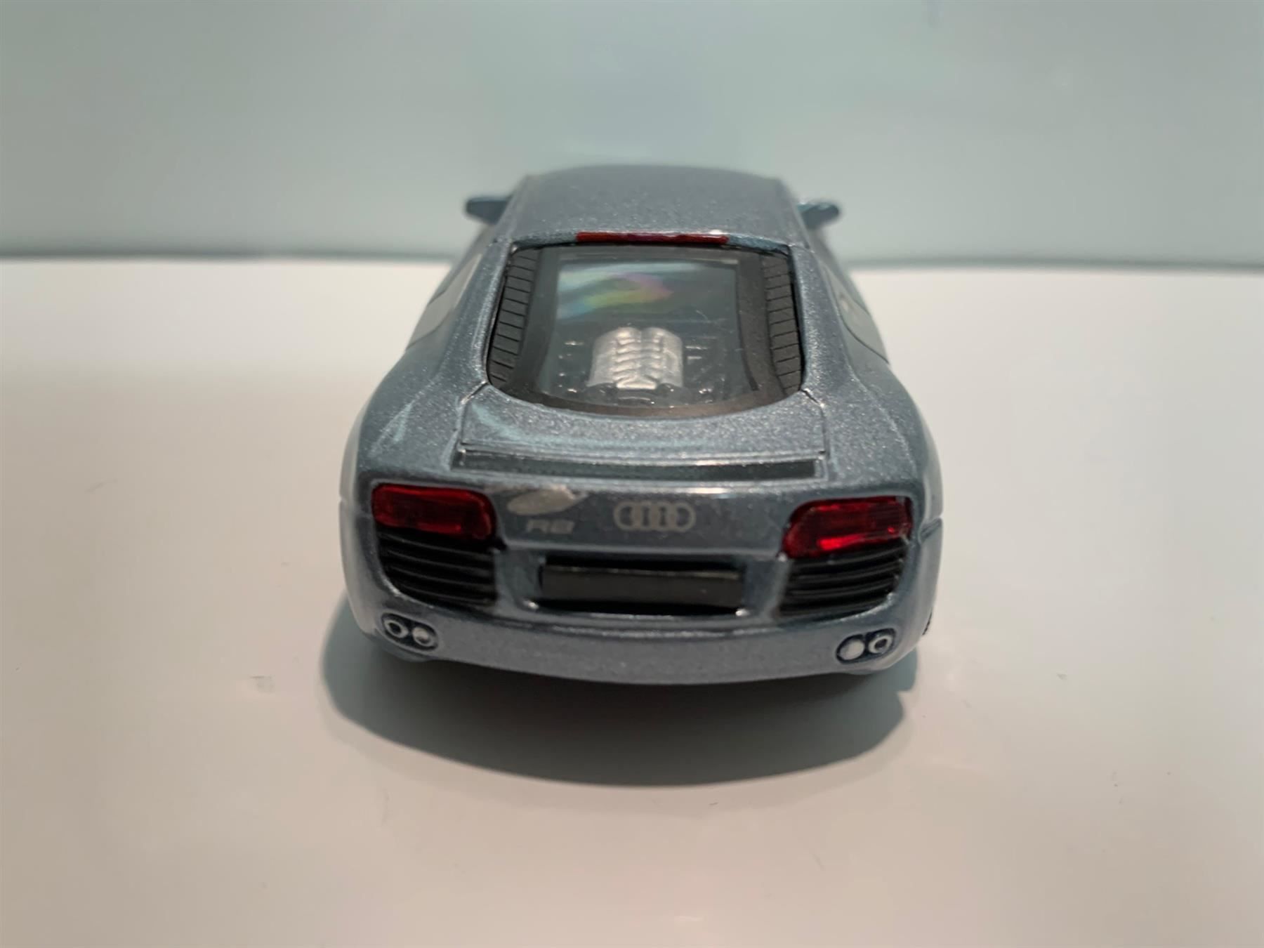 Audi Modellini d'auto: Audi R8 1:43 Bburago  256 – Usato da Kerzers venduto da tisyayasuBE 2