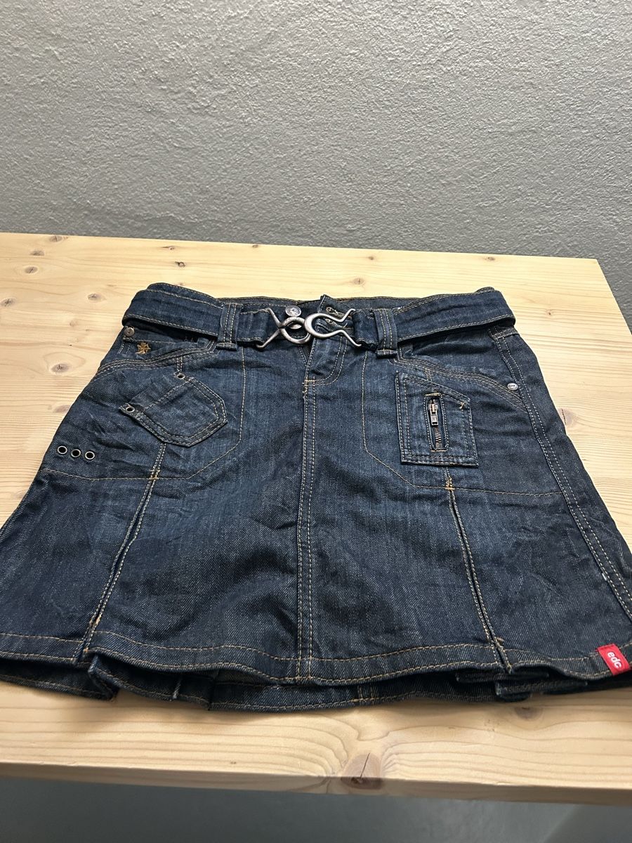 Jupes: jupe jeans denim 34 – D'occasion à Zürich par 11Zitronenfalter