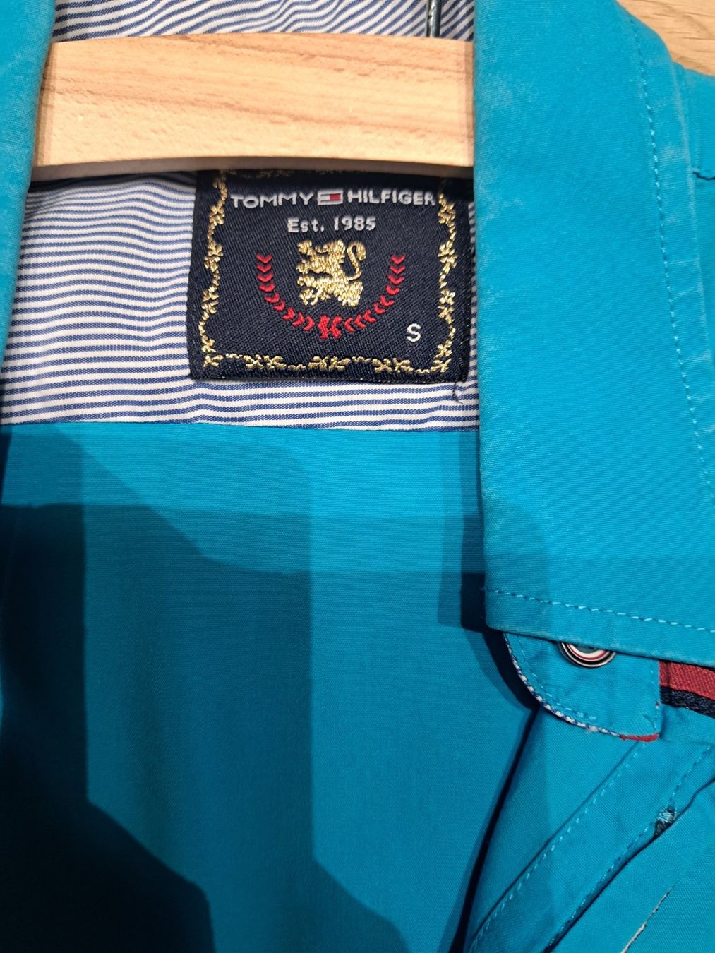 Tommy Hilfiger Blusen: Tommy Hilfiger Bluse – Gebraucht aus Triesenberg von Anastasia26 1