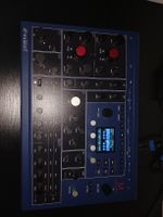 Waldorf M 8 Voice Wavetable Synthesizer