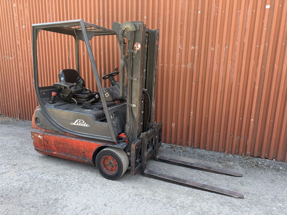 Linde Carrelli elevatori e a forche: Linde E16 – Usato da Buchs SG venduto da werk96 2