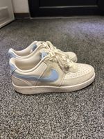 Nike Sneaker weiss hellblau Grösse 39