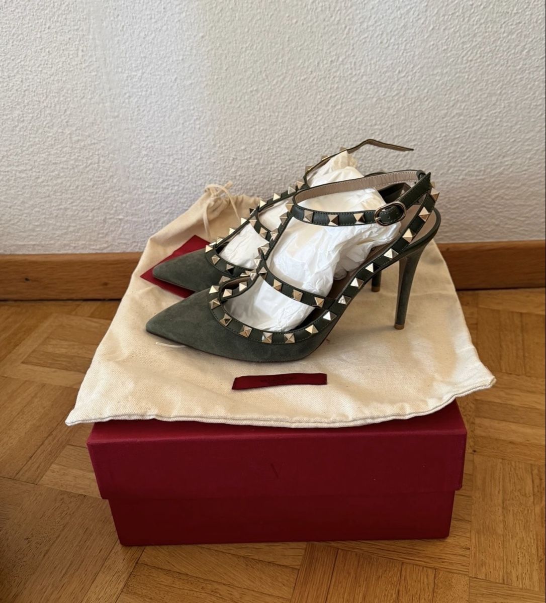 Valentino Damenschuhe: Valentino Garavani Pumps – Neu und originalverpackt aus Lachen SZ von mima41 1