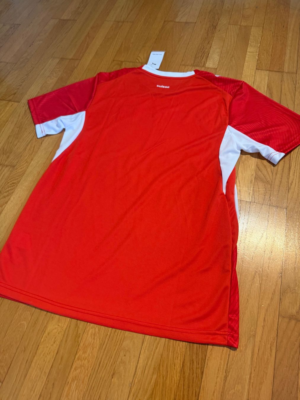 Camicie: Schweiz Trikot WM2026 - Neu - Large – Nuovo e nell'imballaggio originale da Zürich venduto da PMJ-Shop 2